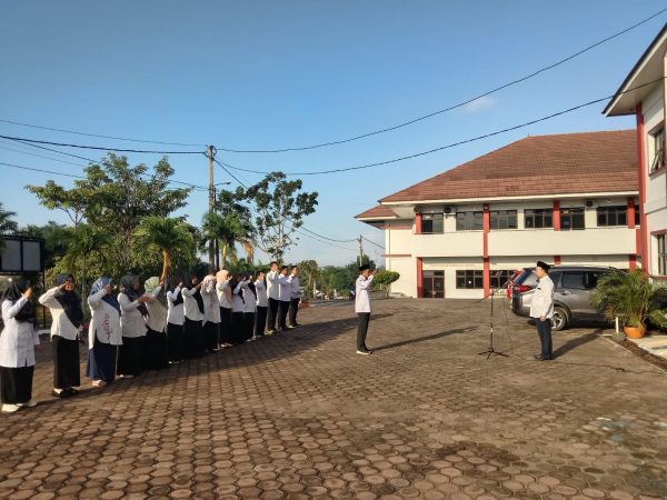 Read more about the article PELAKSANAAN APEL PAGI DI  AKHIR JUNI 2025