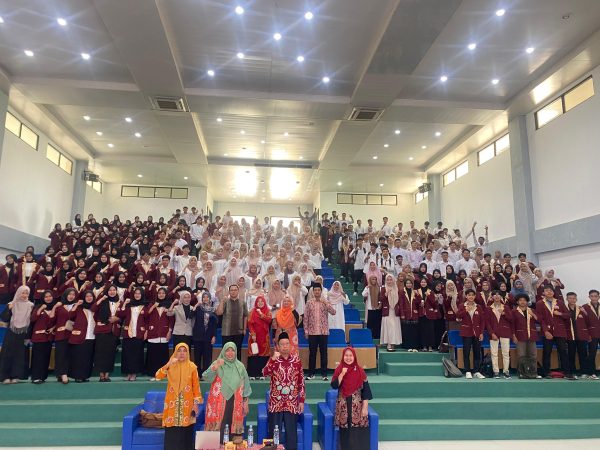 Read more about the article MAHASISWA PRODI PERBANKAN SYARIAH MENGIKUTI PEMBEKALAN MAGANG MBKM