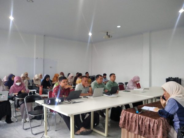 Read more about the article PERSIAPAN PERKULIAHAN SEMESTER GENAP TA. 2025/2026, FEBI GELAR RAPAT AKADEMIK