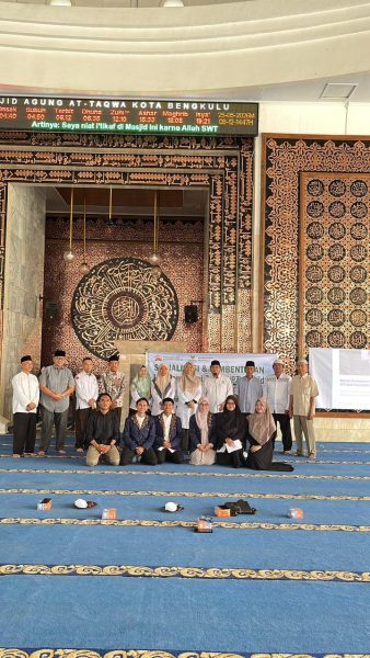 Read more about the article Wadek III FEBI Laksanakan Pengabdian Masyarakat Bersama Mahasiswa Pascasarjana UIN FAS Bengkulu