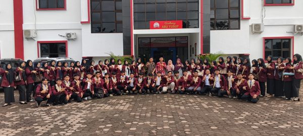 Read more about the article Pembekalan dan Pelepasan Mahasiswa PPL Reguler Program  Studi Ekonomi Syariah dan Perbankan Syariah