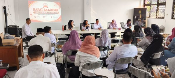 Read more about the article Perkuat Kualitas Akademik, FEBI UIN FAS Bengkulu Gelar Rapat Akademik